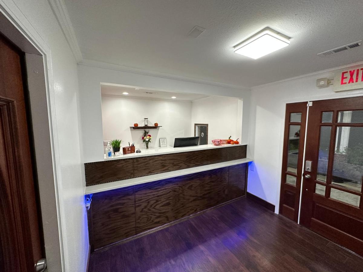 Razorback Inn Rogers Εξωτερικό φωτογραφία